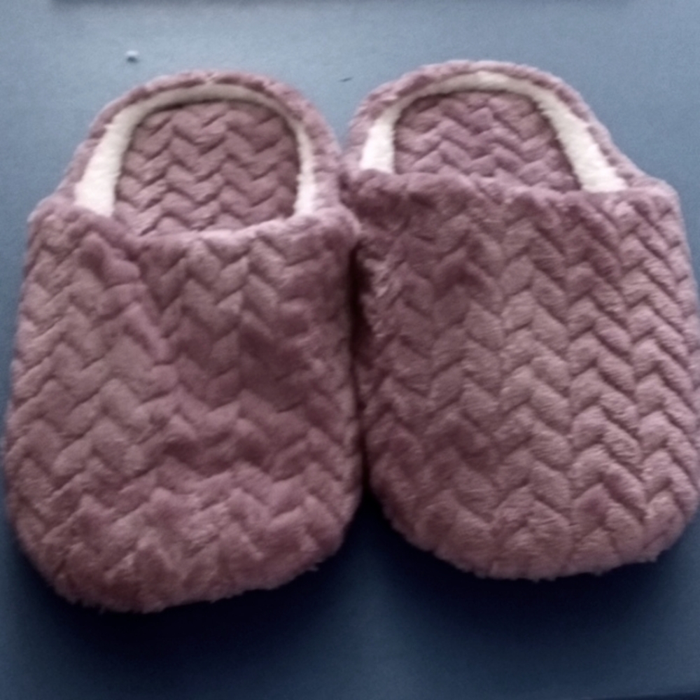 CLEARANCE Soft Cozy Purple Slippers House Shoes Size XL
